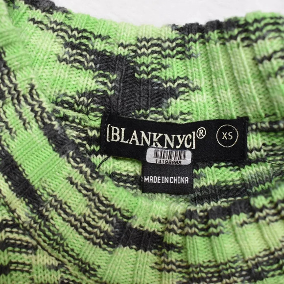 BLANK NYC Turtleneck Sweater Sz XS Balloon Sleeve Crop Neon Retro - Picture 11 of 16